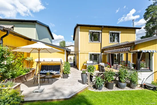 Radhus, Litsbyvägen 88, Skarpäng, Täby