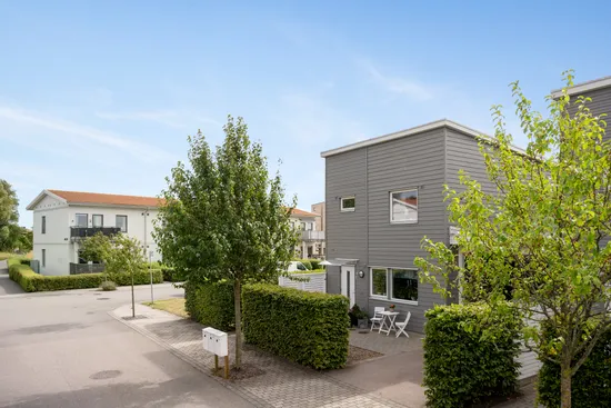 Radhus, Avenbokstigen 11, Kristineslätt, Falkenberg