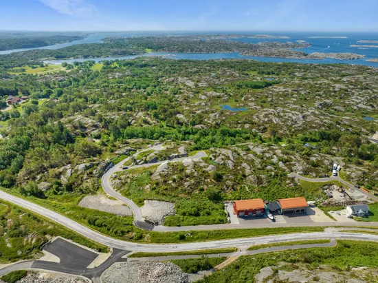 Tomt, Klaras väg 12, Edshultshall/ Barrevik, Orust