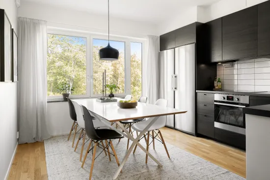 Bostadsrätt, Näsbylundsvägen 16, Roslags Näsby, Täby