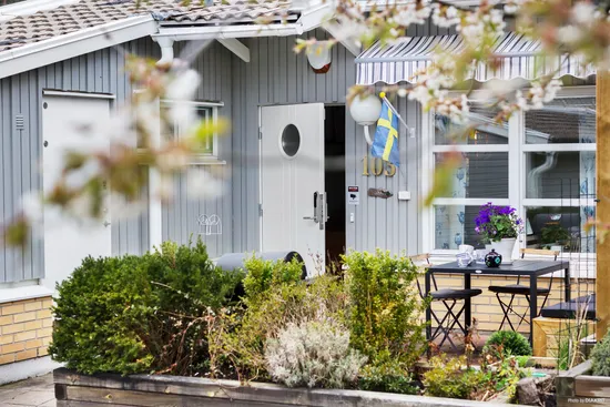 Radhus, Lantgårdsvägen 103, Viby, Sollentuna