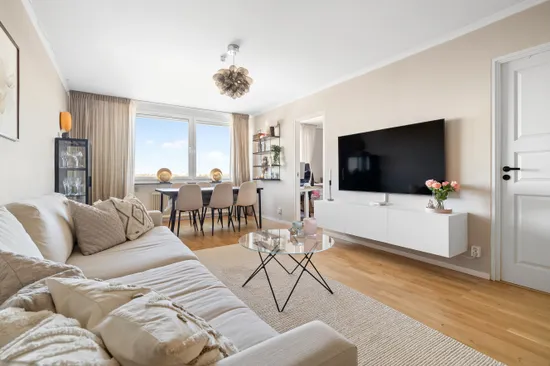 Bostadsrätt, Näsbydalsvägen 16, 13tr, Näsbydal, Täby