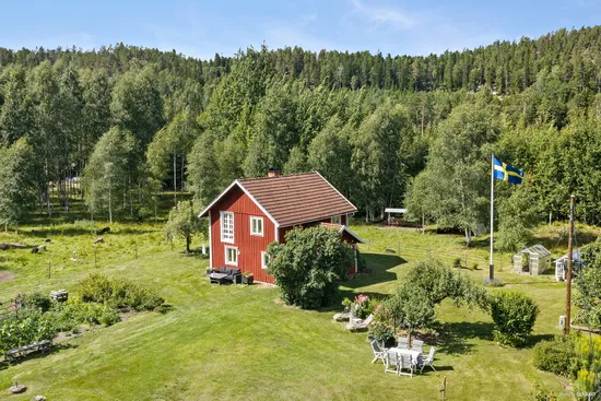 Gård/Skog, Hammarby 667, Närkes kil, Örebro