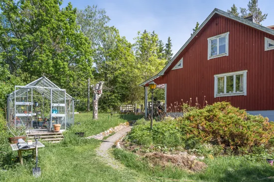 Villa, Svärdsundsvägen 5, Torö, Nynäshamn