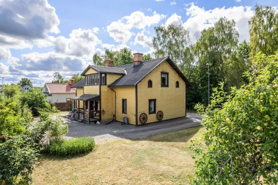 Villa, Nyhallsvägen 14, Hällbybrunn, Eskilstuna