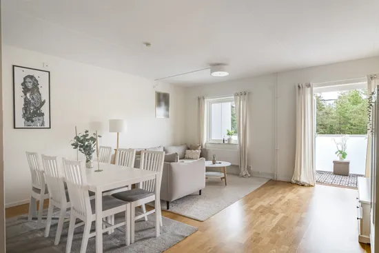 Bostadsrätt, Ekholmsvägen 305, Skärholmen, Stockholm