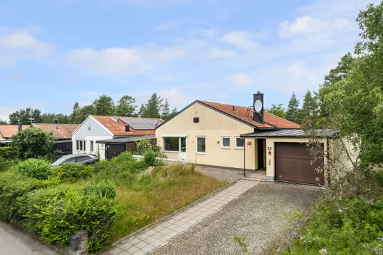 Radhus, Bergvägen 22, Tingstuhöjden, Strängnäs