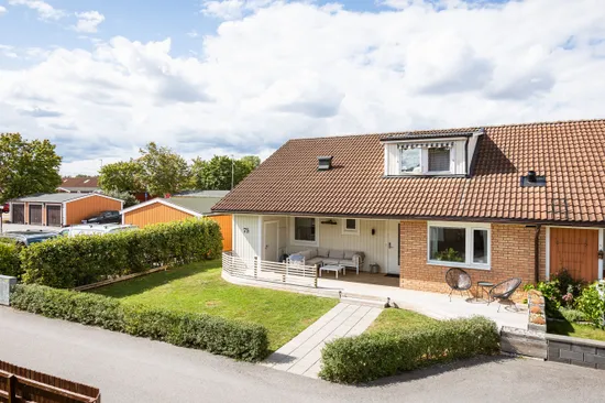 Radhus, Sidvindsvägen 75, Tallboda, Linköping
