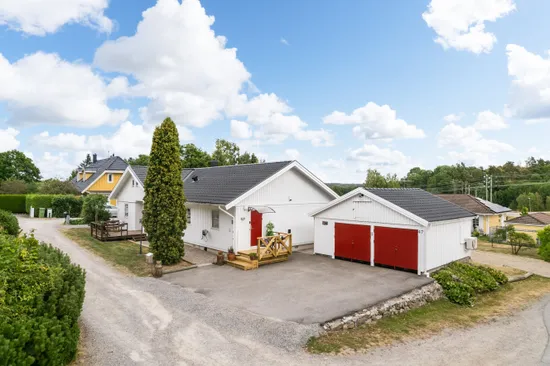 Villa, Kyrkvägen 47, Åkers Styckebrruk/Skämbylöt, Strängnäs