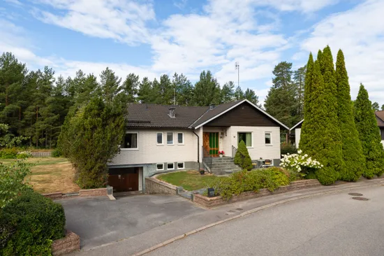 Villa, Johan Duwas väg 12, Katrineholm Söder, Katrineholm