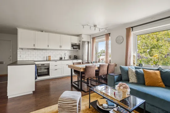 Bostadsrätt, Byggmästarvägen 7, 2 tr, Gamla Bro, Upplands-Bro