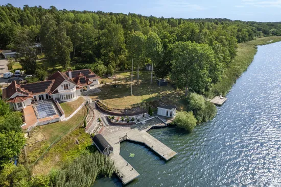 Villa, Slipvägen 24, Sanda, Strängnäs