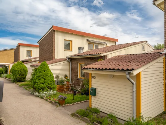 Radhus, Tegelhagsvägen 65, Tegelhagen, Sollentuna