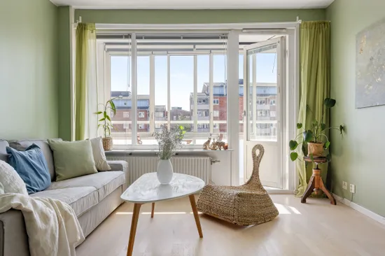 Bostadsrätt, Månadsvägen 42, Jakobsberg, Järfälla