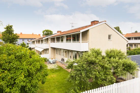 Radhus, Eriksbergsvägen 15A, Eriksberg, Uppsala