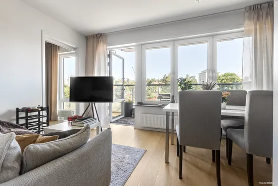 Bostadsrätt, Perrongvägen 25, Roslags Näsby - RN3 Stationen, Täby