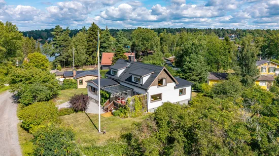Villa, Karlshillsvägen 8, Rindö, Vaxholm