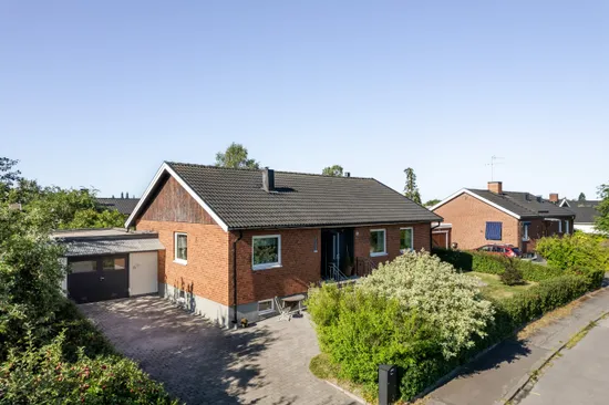 Villa, Nämndemansvägen 14, Röksta, Eskilstuna