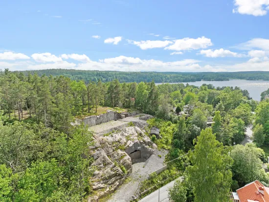 Tomt, Björkallén 40, Fållan, Huddinge