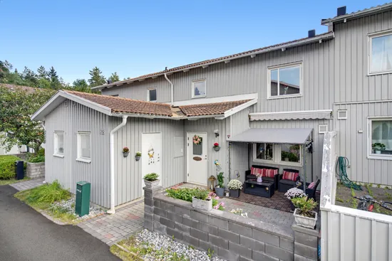 Radhus, Hollandsresan 252, Sävja, Uppsala