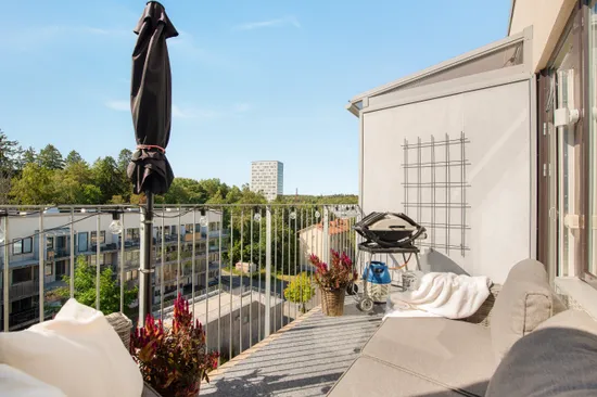 Bostadsrätt, Klädesvägen 42, 6 tr., Bromma / Brommaplan, Stockholm