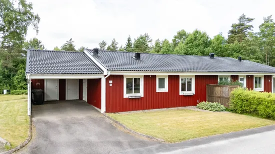 Radhus, Rotstigen 5, Ljungsarp, Tranemo