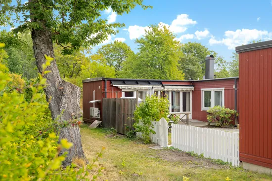 Radhus, Söravägen 279, Söra, Österåker