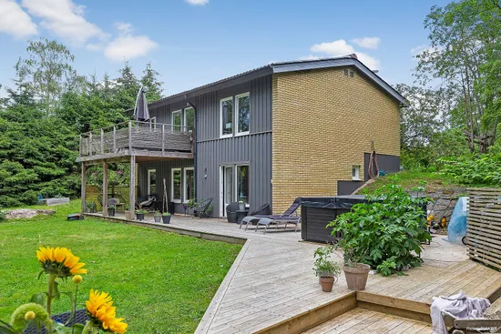 Villa, Bruntes backe 1, Mjölnartorpet, Karlstad