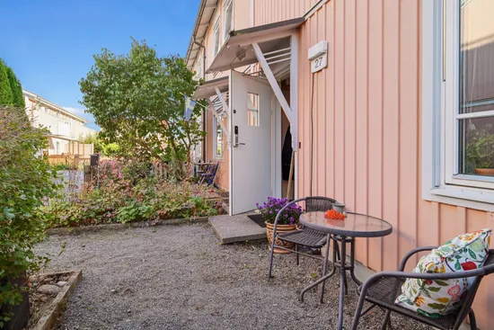 Radhus, Tellusgränd 27, Prästgårdsmarken/Prästhagen, Upplands Väsby