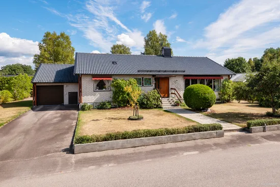 Villa, Kvänjarpsvägen 8, Kånna, Ljungby