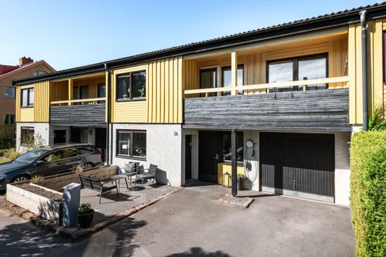 Radhus, Parkgatan 5B, Mjölby