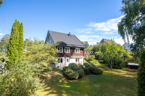 Villa, Slåttervägen 39, Järfälla