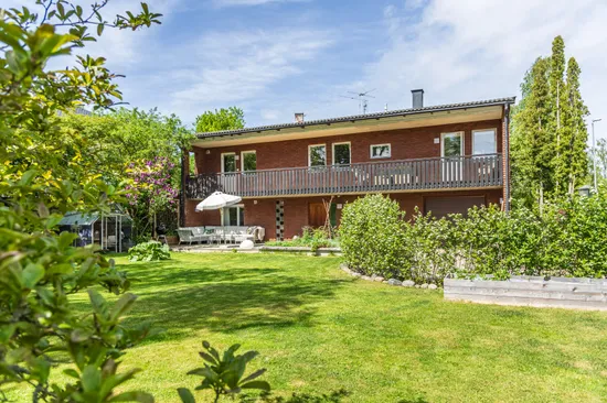 Villa, Sjöstigen 33, Segeltorp, Huddinge