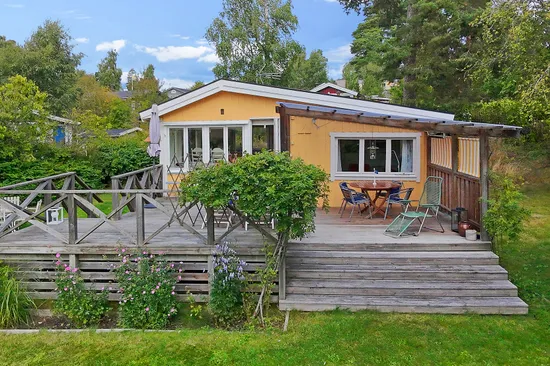 Fritidshus, Västra Parkvägen 28, Årsta Havsbad, Haninge