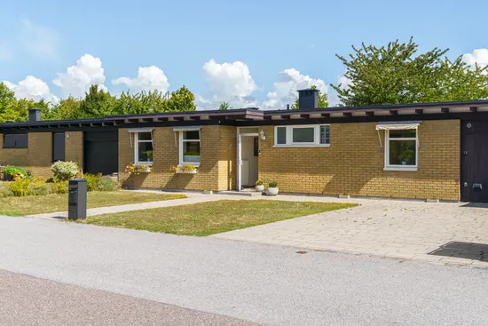 Radhus, Kamrersvägen 9, Bjärred Centralt, Lomma