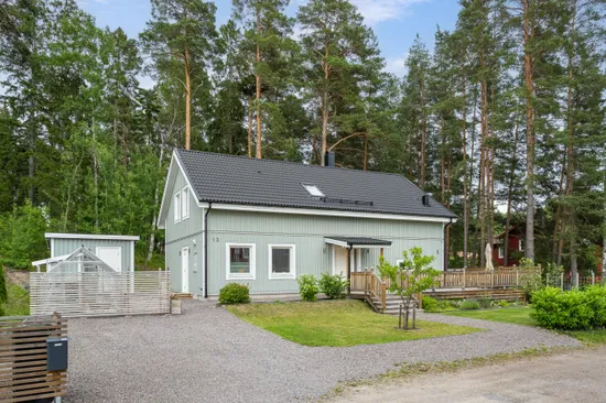 Villa, Dansbanestigen 13, Centralt, Gnesta