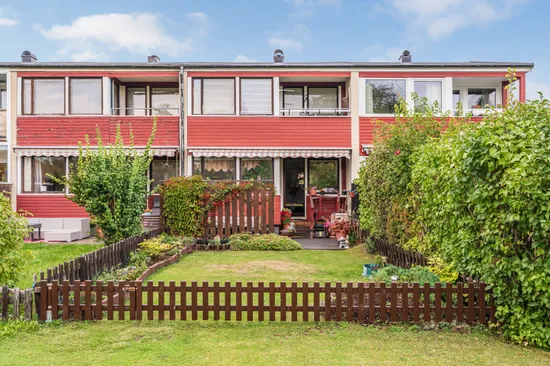 Villa, Hantverksvägen 75, Smedby, Österåker