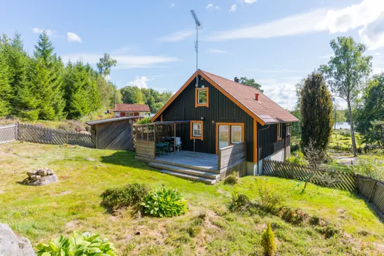 Villa, Vännebosjövägen 11, Mark