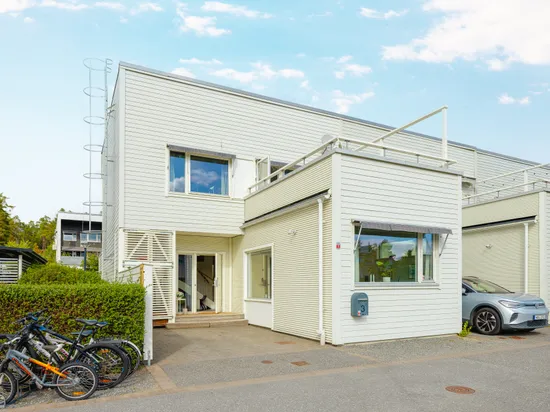 Villa, Parkpromenaden 3, Silverdal, Sollentuna