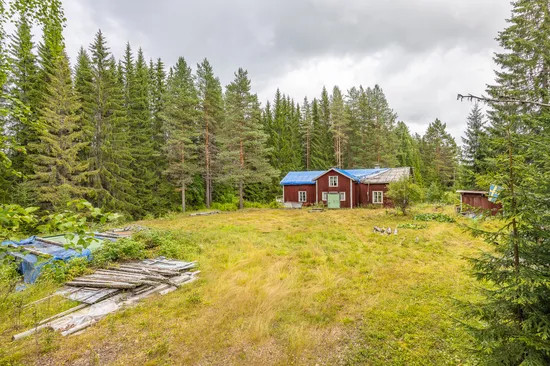 Tomt, Åliden, Vindeln