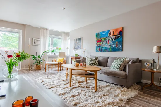 Bostadsrätt, Luffarbacken 8, 1 tr, Centralt, Österåker