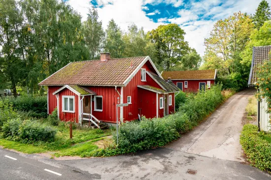 Villa, Halvåsvägen 16, Helås, Vara