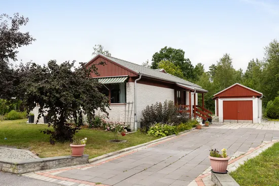 Villa, Kvarngatan 3, Lindås, Emmaboda