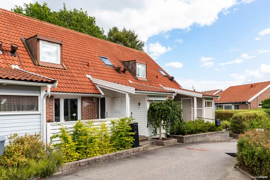 Radhus, Ålegårdsgatan 212, Balltorp, Mölndal
