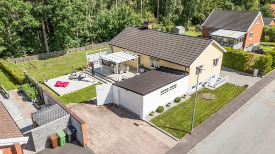Villa, Jaktvårdsgatan 24, Nordanby/Vega, Västerås