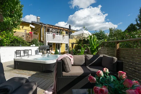 Radhus, Wedtorpsvägen 29, Spånlöt, Österåker