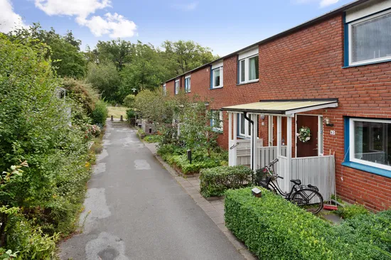 Radhus, Gräsmarksgränd 65, Farsta Strand, Stockholm
