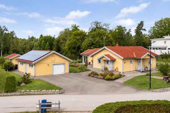 Villa, Östra Skärfva byväg 17, Skärfva By, Karlskrona