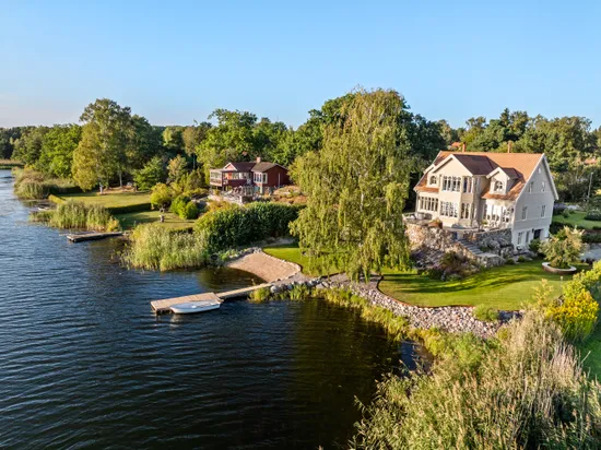Villa, Alby sjöväg 18, Gimmersta - Tyresö Strand, Tyresö