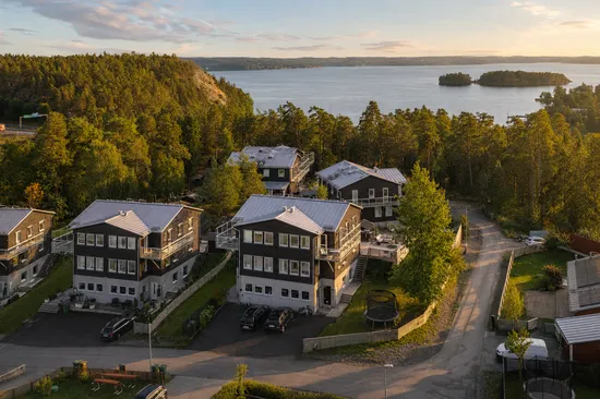 Radhus, Kils gårdsväg 11B, Kil / Insjön, Nacka